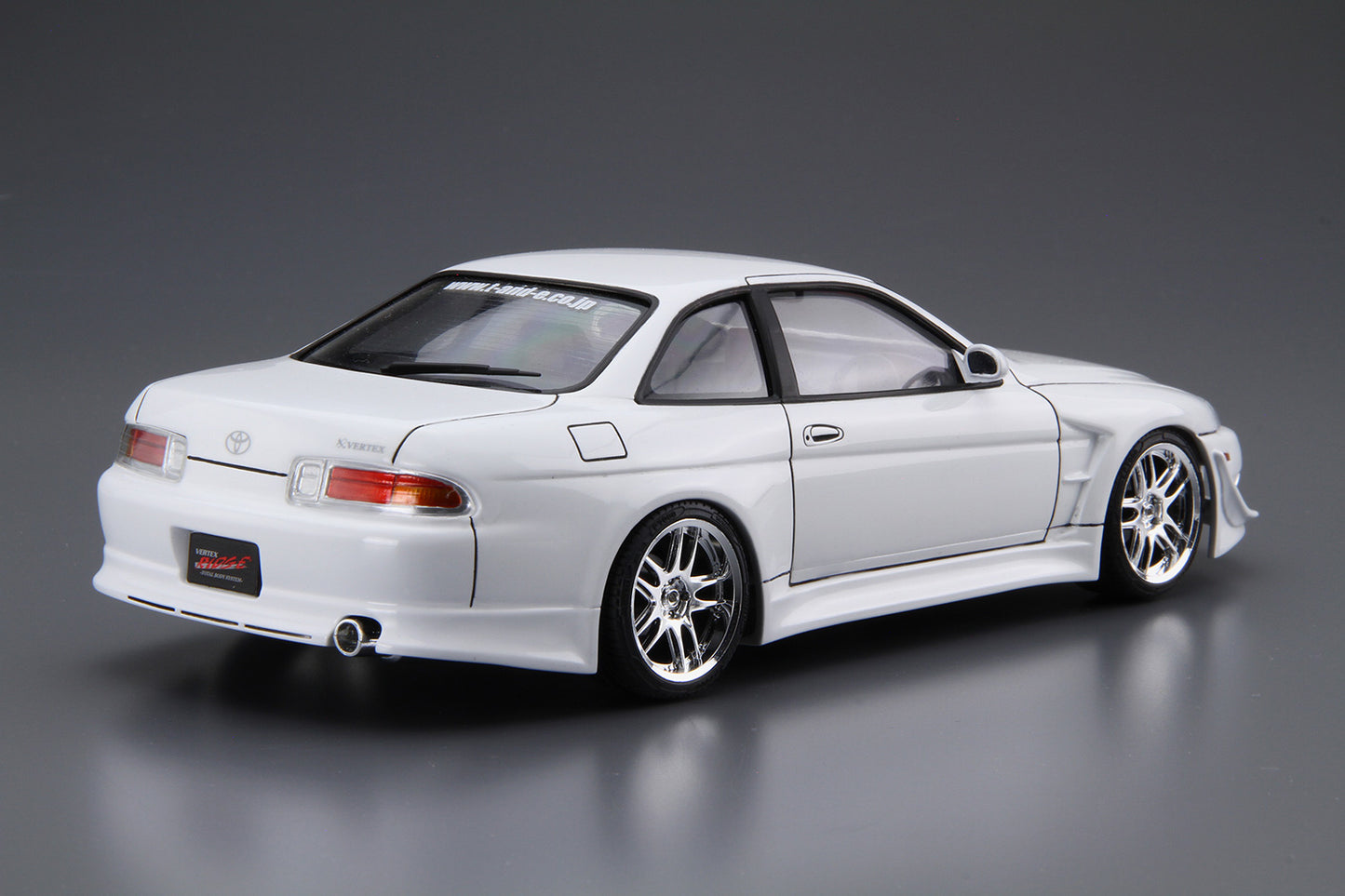 Aoshima 1/24 VVertex JZZ30 Soarer '96(Toyota)