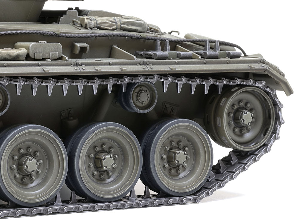 Tamiya 35391 1/35 M24 Chaffee European Theater