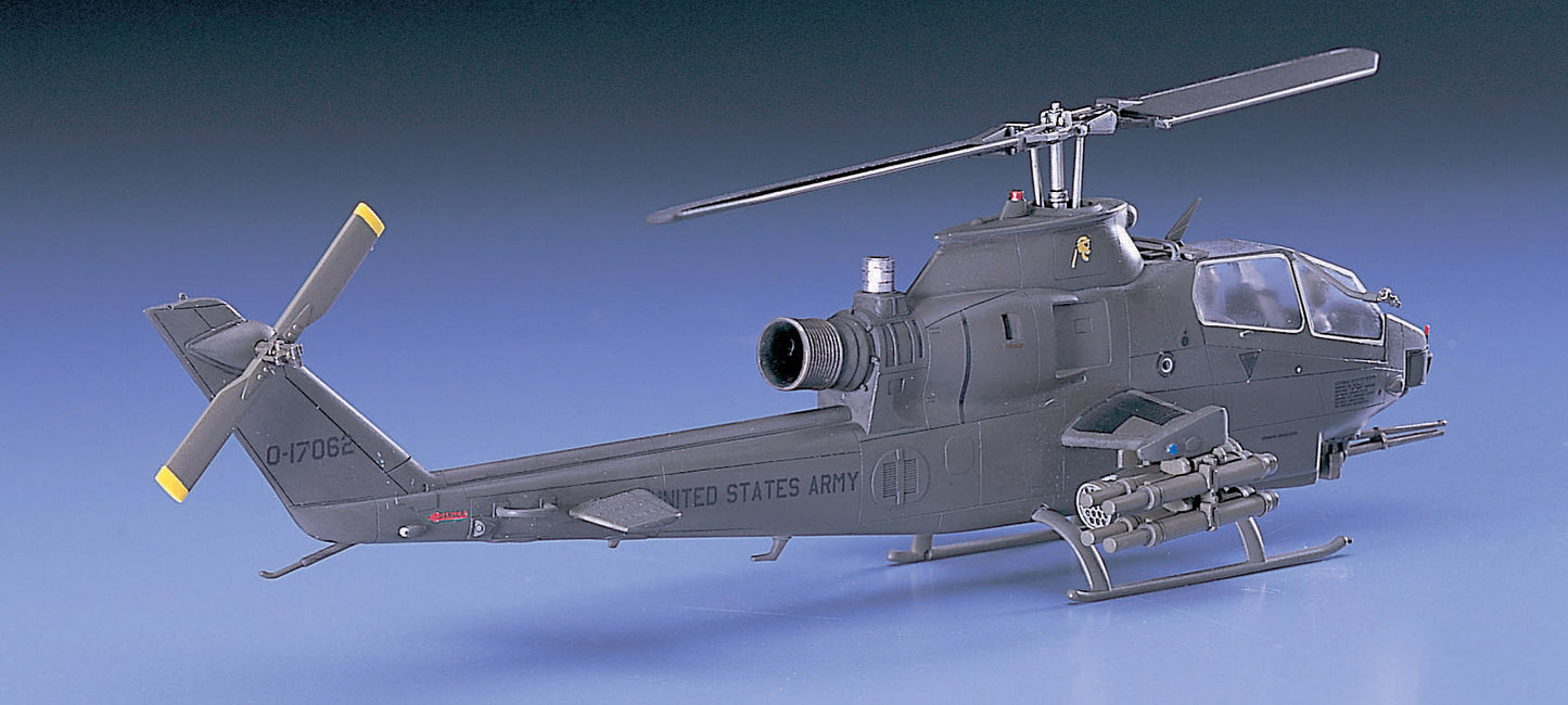 Hasegawa 1/72 AH-1S Cobra Chopper 'U.S. Army' E5