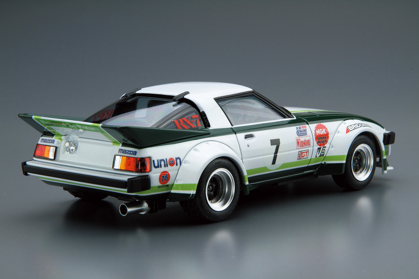 Aoshima 1/24 Mazda RX-7 Daytona 79