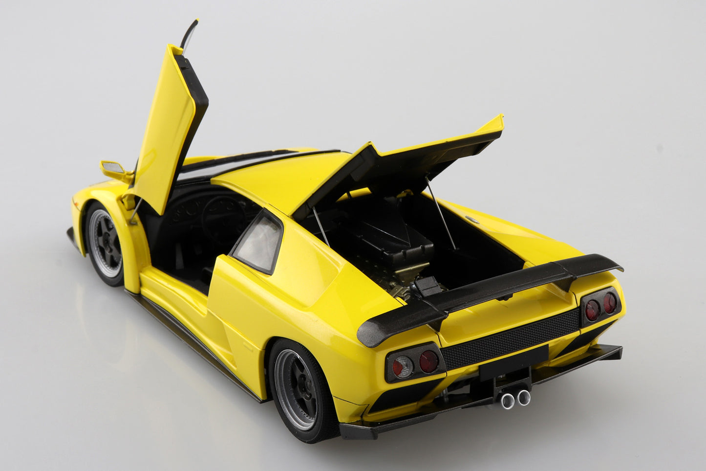 Aoshima 1/24 Lamborgini Diablo GT '99