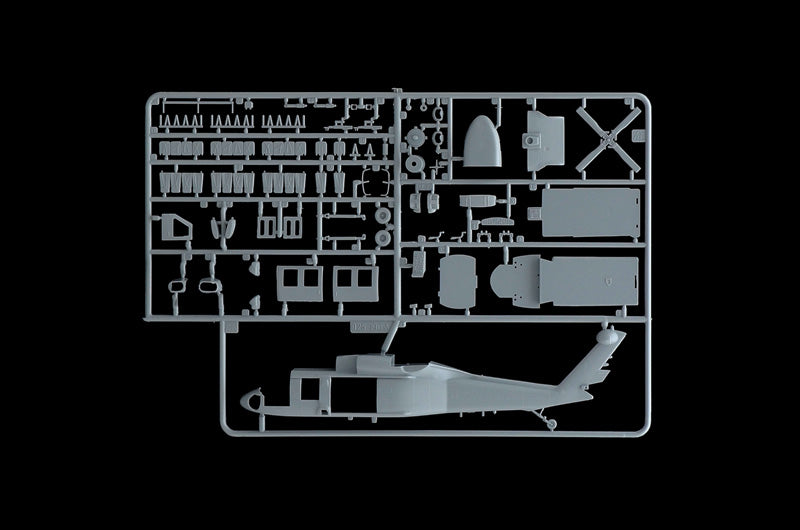 Italeri 1328 1/72 UH - 60 Black Hawk "Night Raid"