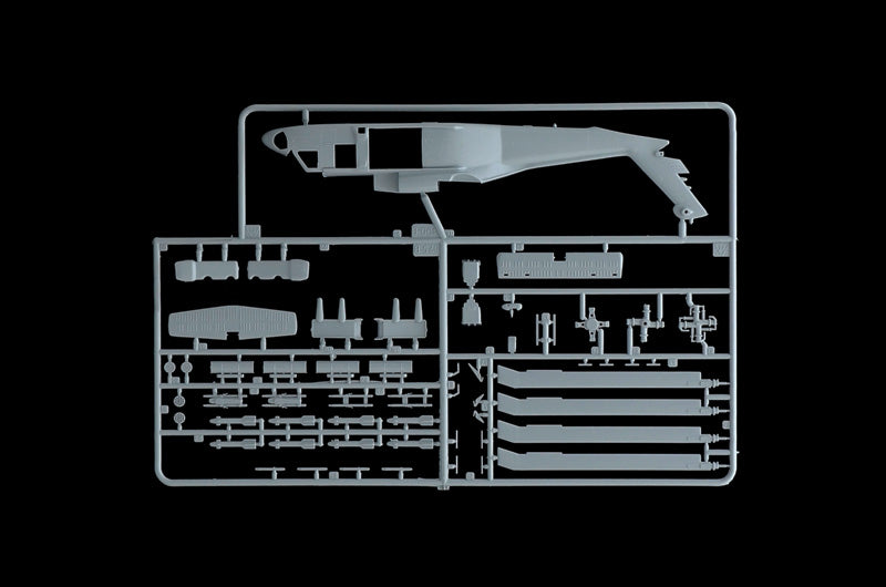Italeri 1328 1/72 UH - 60 Black Hawk "Night Raid"