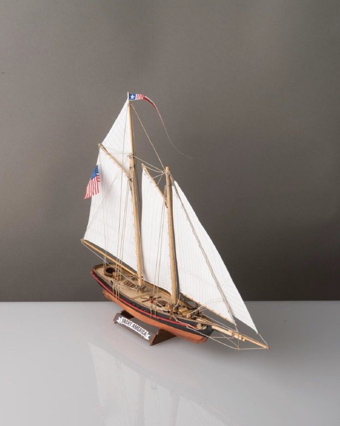 SM 102 Yacht America 1/155