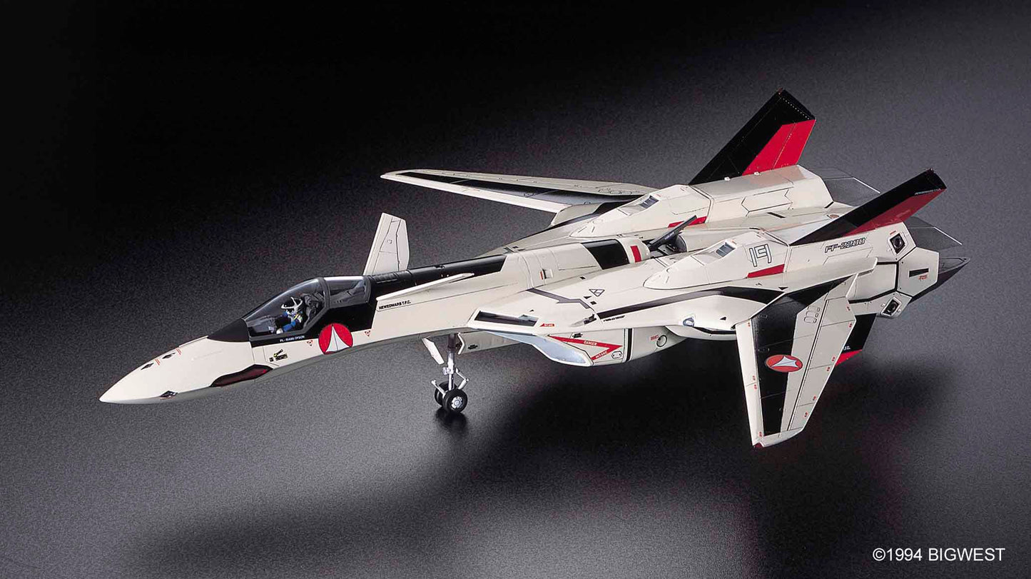 Hasegawa 1/72 Macross Plus YF-19 Advanced Variable Fighter Scale Model Kit