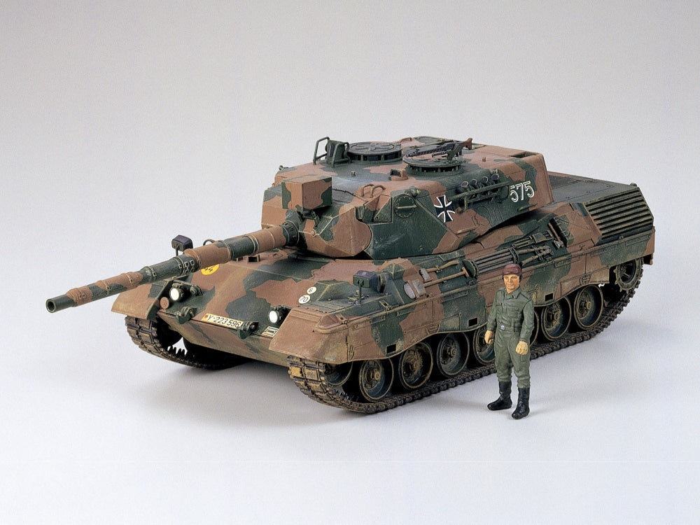 Tamiya 35112 1/35 WEST GERMAN LEOPARD A4