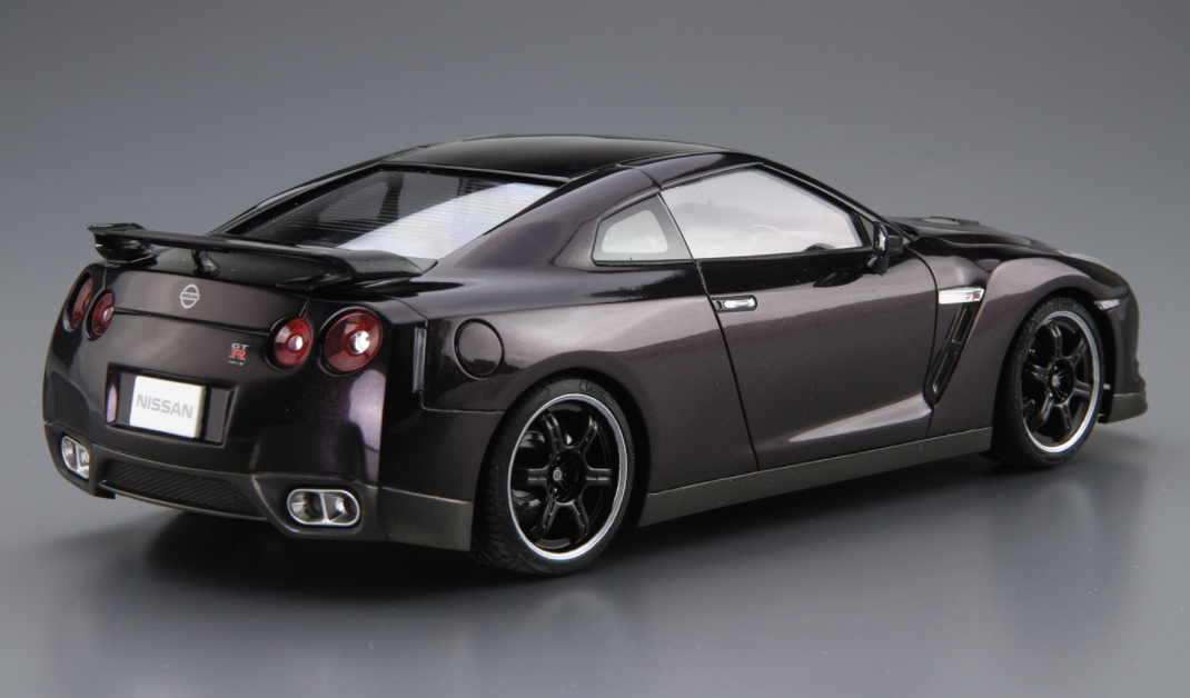 Aoshima 1/24 Nissan R35 GT-R Spec-V '09