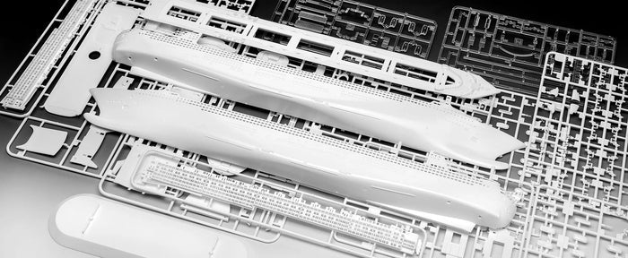 Revell 05231 Ocean Liner Queen Mary 2
