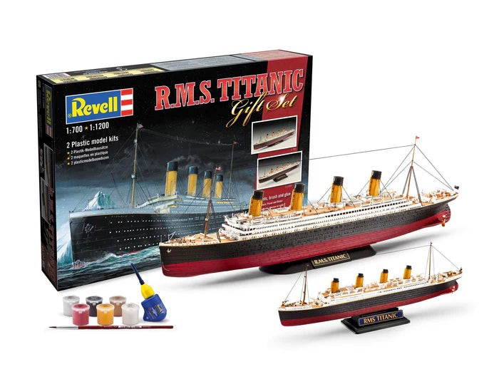 Revell 05727 Gift set R.M.S. Titanic 1/700 & 1/1200