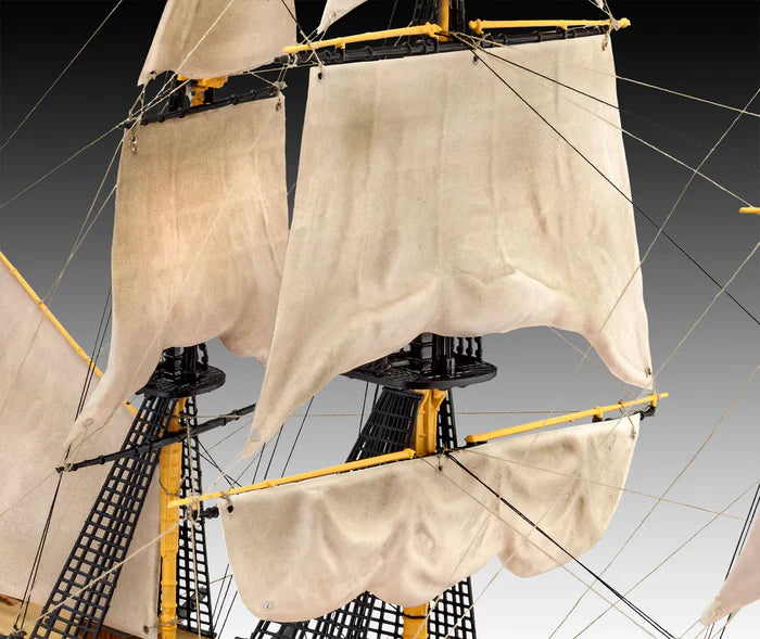 Revell 05767 1/225 Battle of Trafalgar Gift Set