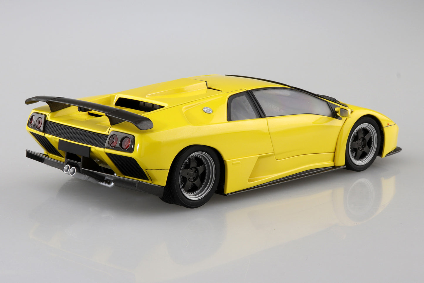 Aoshima 1/24 Lamborgini Diablo GT '99