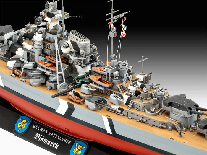 Revell 05637 1Gift Set The Legendary Bismarck (1:700 & 1:1200)