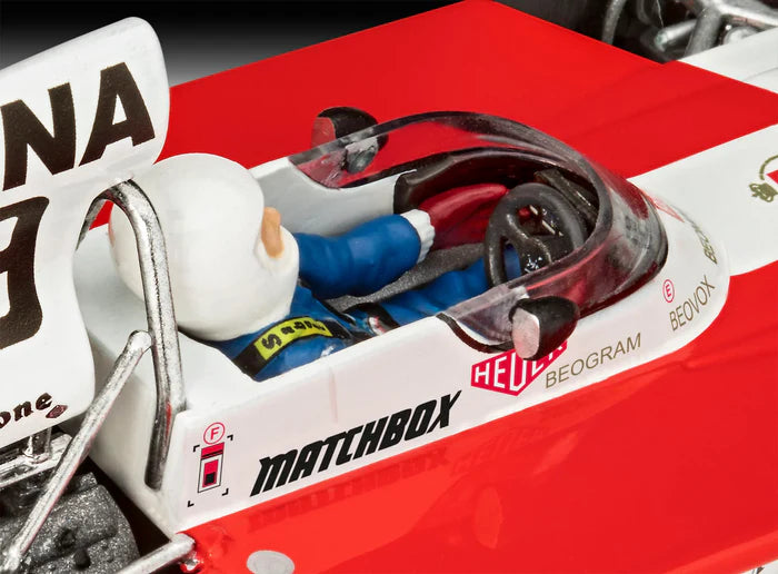 Revell 1/32 Surtees TS16-03