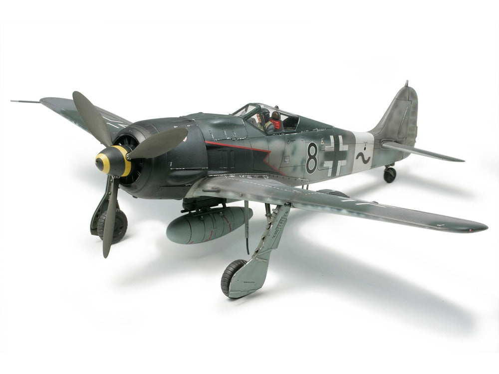 Tamiya 61095 1/48 Focke-Wulf Fw190 A-8/R2