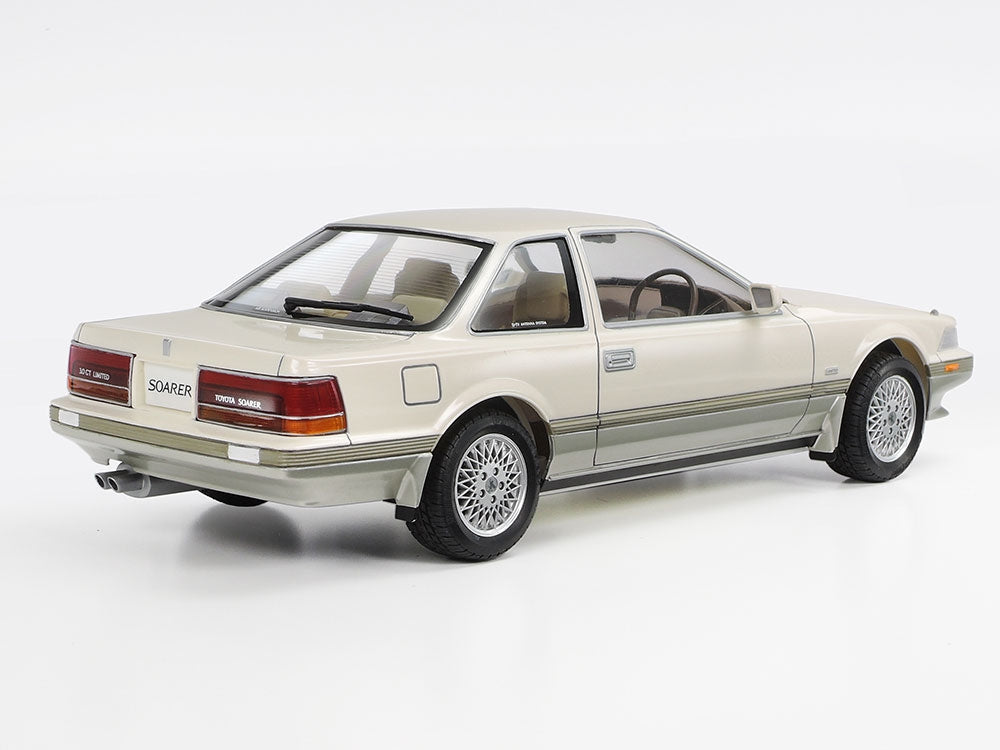Tamiya 1/24 Toyota Soarer 3.0 GT Kit