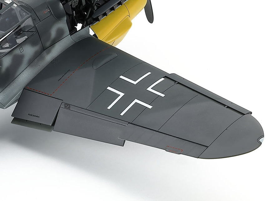 Tamiya 61128 1/48 Messerschmitt Bf109 G-6 (Late Production)