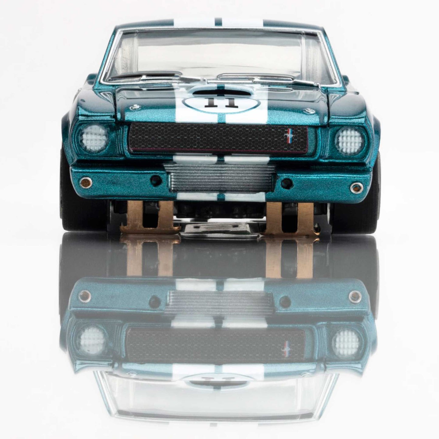 AFX HO Shelby GT350R 1965 Donohue Slot Car, White/ Blue