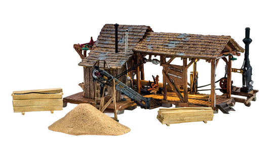 WOODLAND SCENICS Buzz's Sawmill - HO Scale