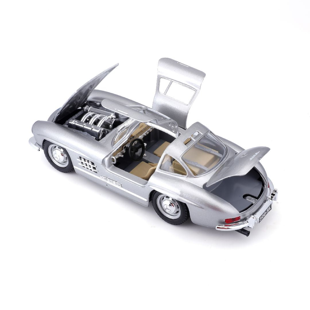 Bburago 1/24 Mercedes-Benz 300 SL (1954) - Silver