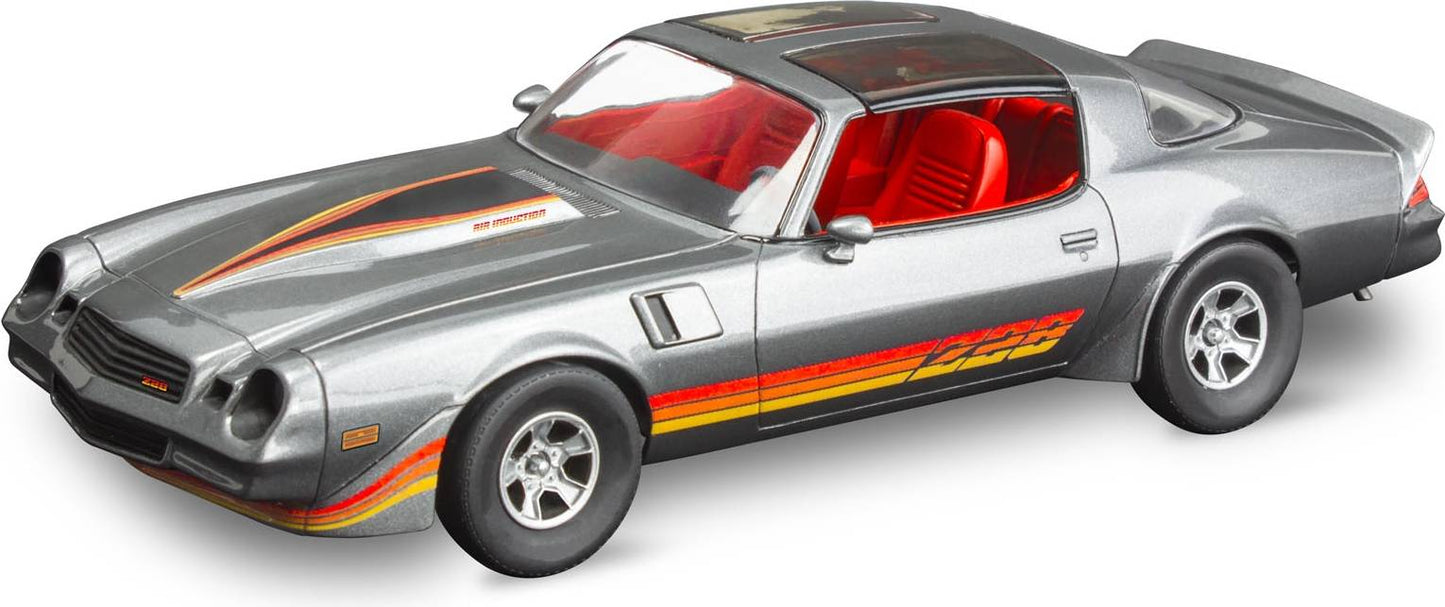 Revell 1/25 1981 Chevy Camaro Z-28