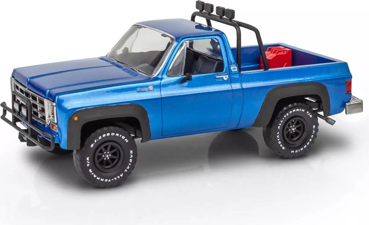 Revell 1/25 1978 Chevy Off Road 4x4 Malibu Grand Prix Virage & Trailer
