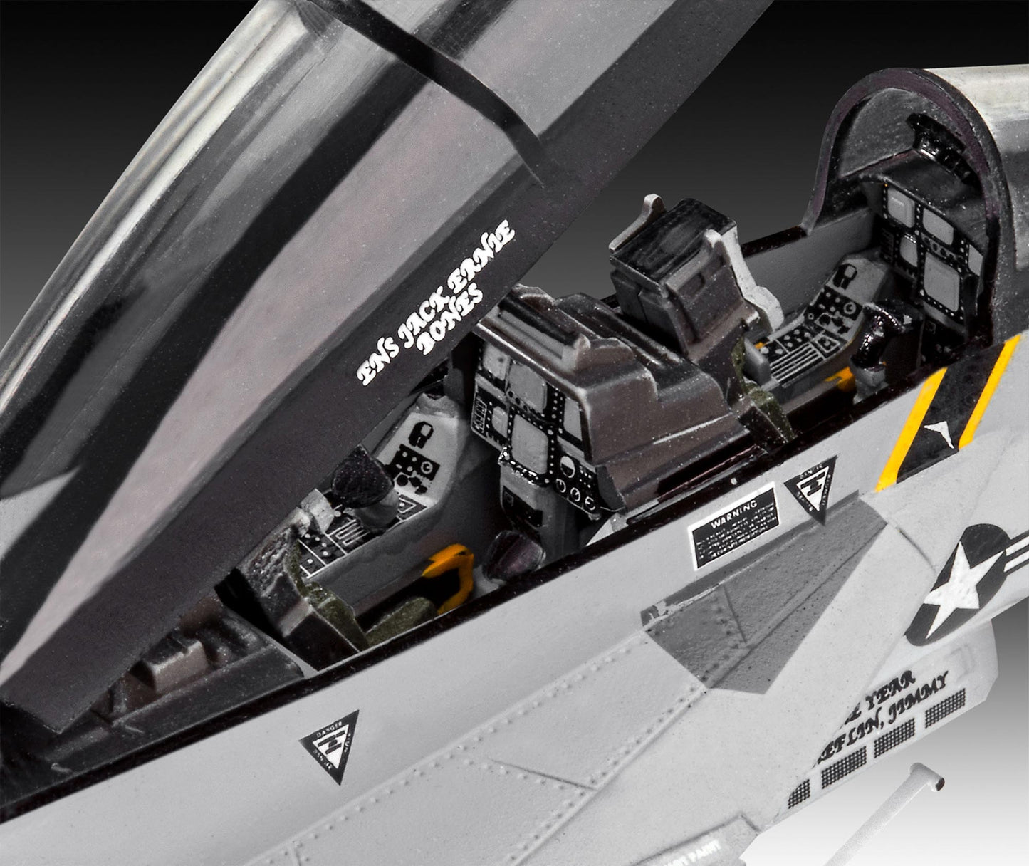 Revell 1/72 F/A-18F Super Hornet