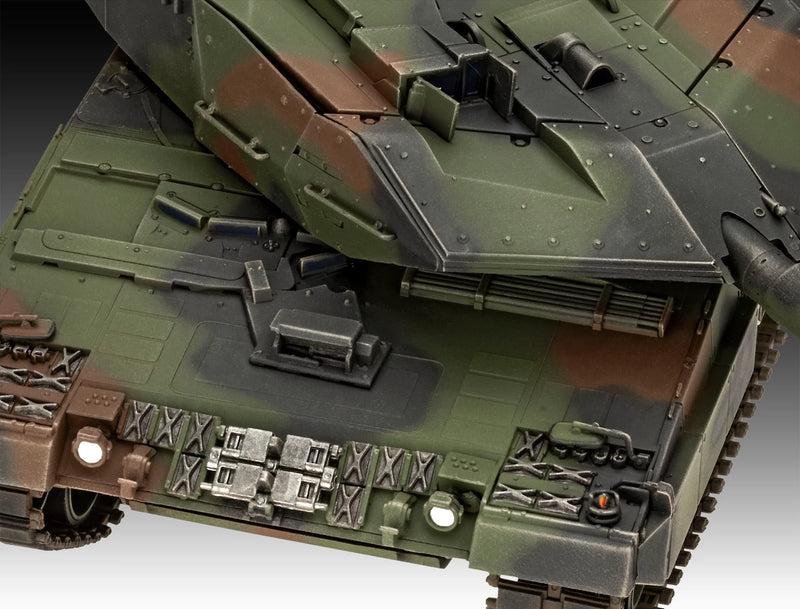 Revell 1/35 Leopard 2 A6A2 "70 Years Bundeswehr" (Exclusive Edition)