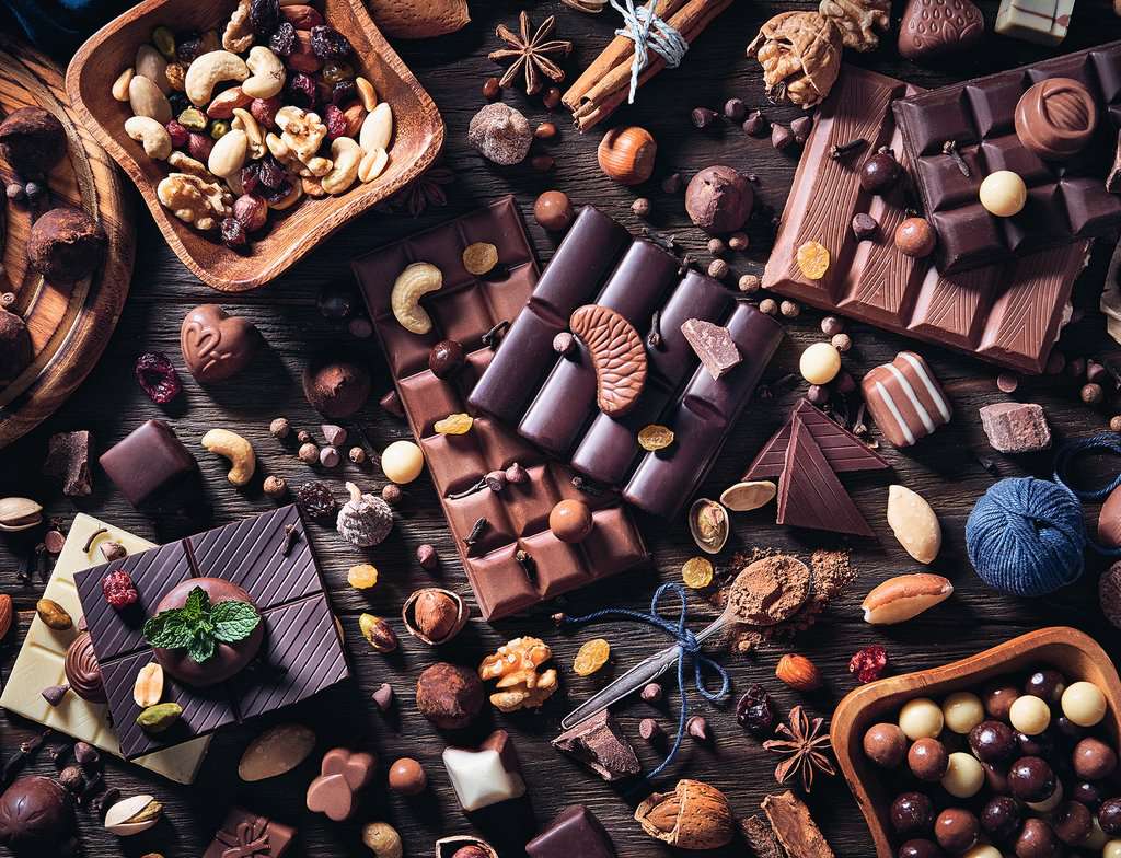 RAVENSBURGER 2000PC - CHOCOLATE PARADISE